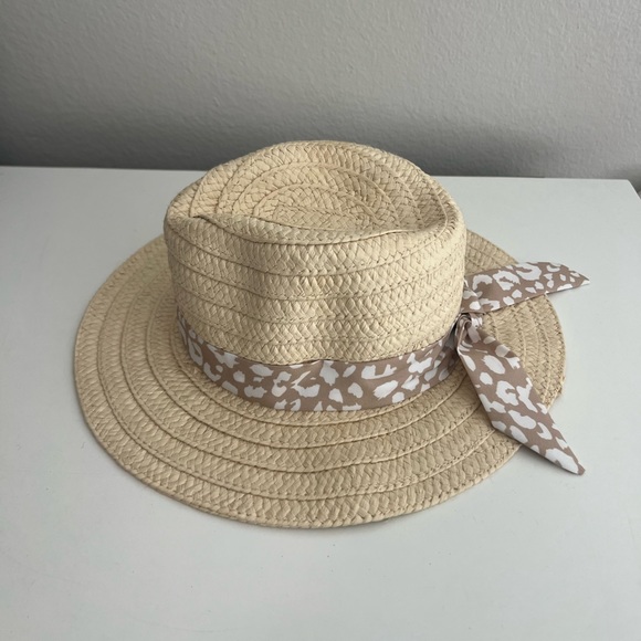 Girls Straw Wide Brim Hat - Picture 5 of 7